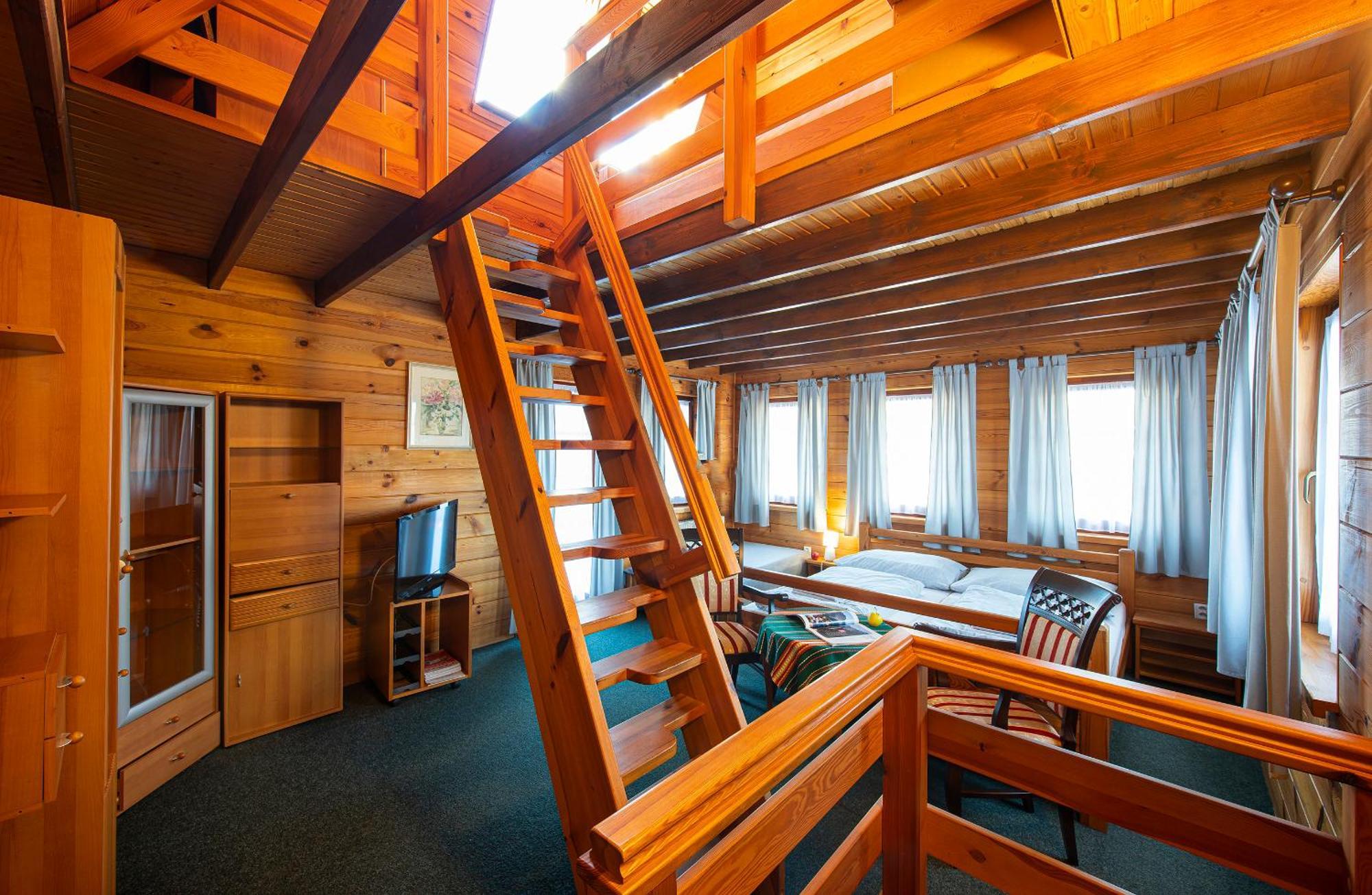 Wellness Vila Astra Stara Lesna Exterior photo